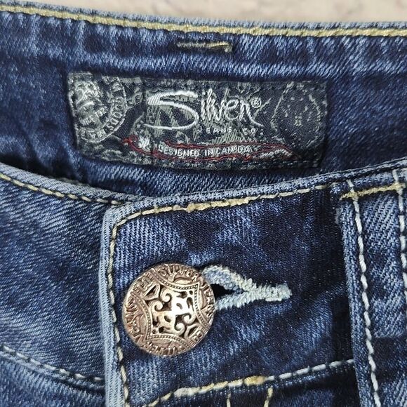 Silver Suki Mid Shorts Rolled Cuff Blue Jean Distressed Denim Women's 27 Small 4 - Picture 5 of 10